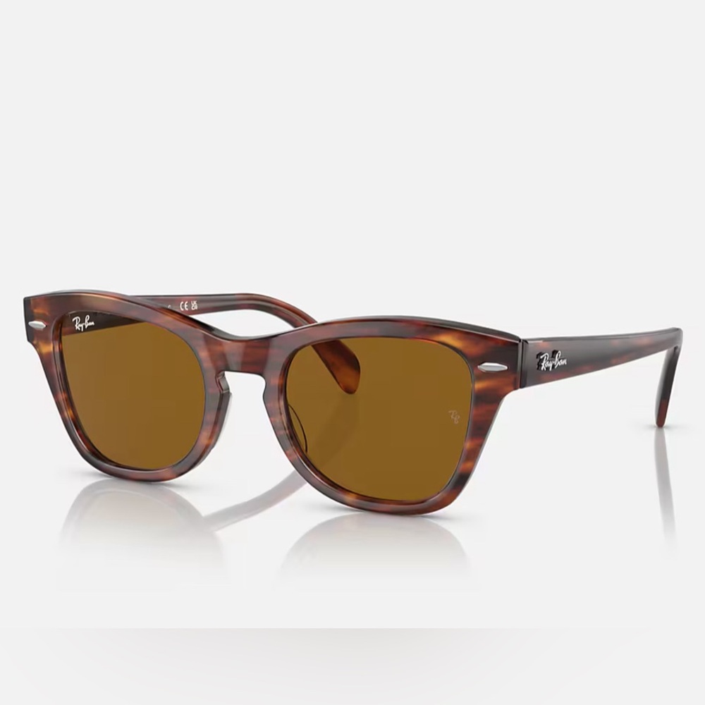 Ray Ban RB0707S Sunglasses